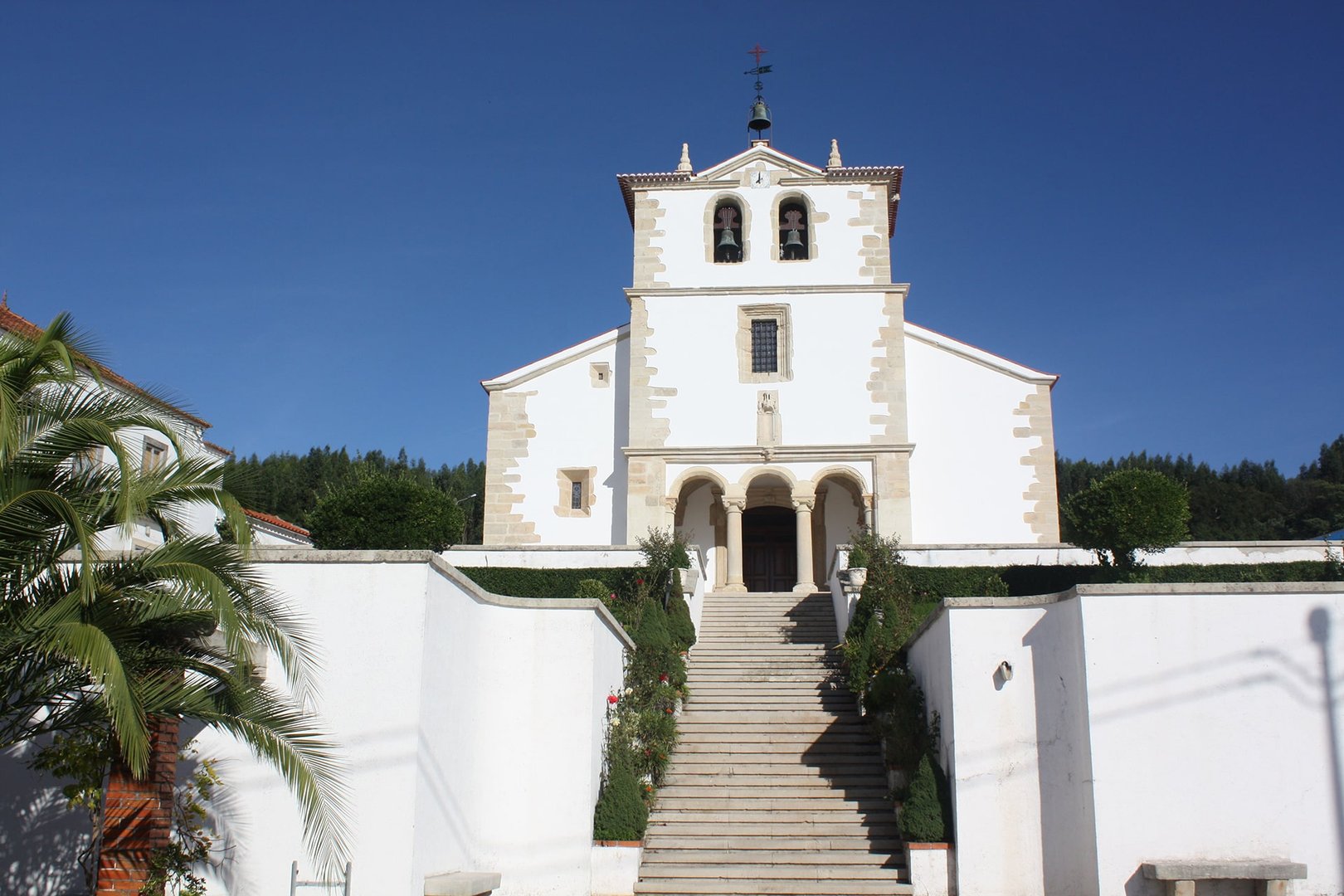 Main facade of the Mother Church of Nossa Senhora da Graça das Areias