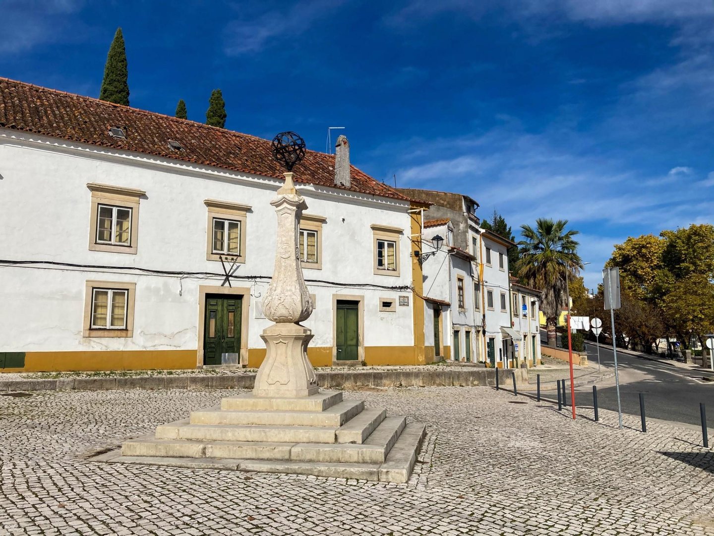 Baroque pillory dating from the 17th century.