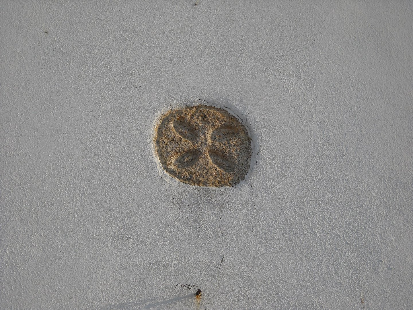 Templar cross in the Chapel of Our Lady of Remedies