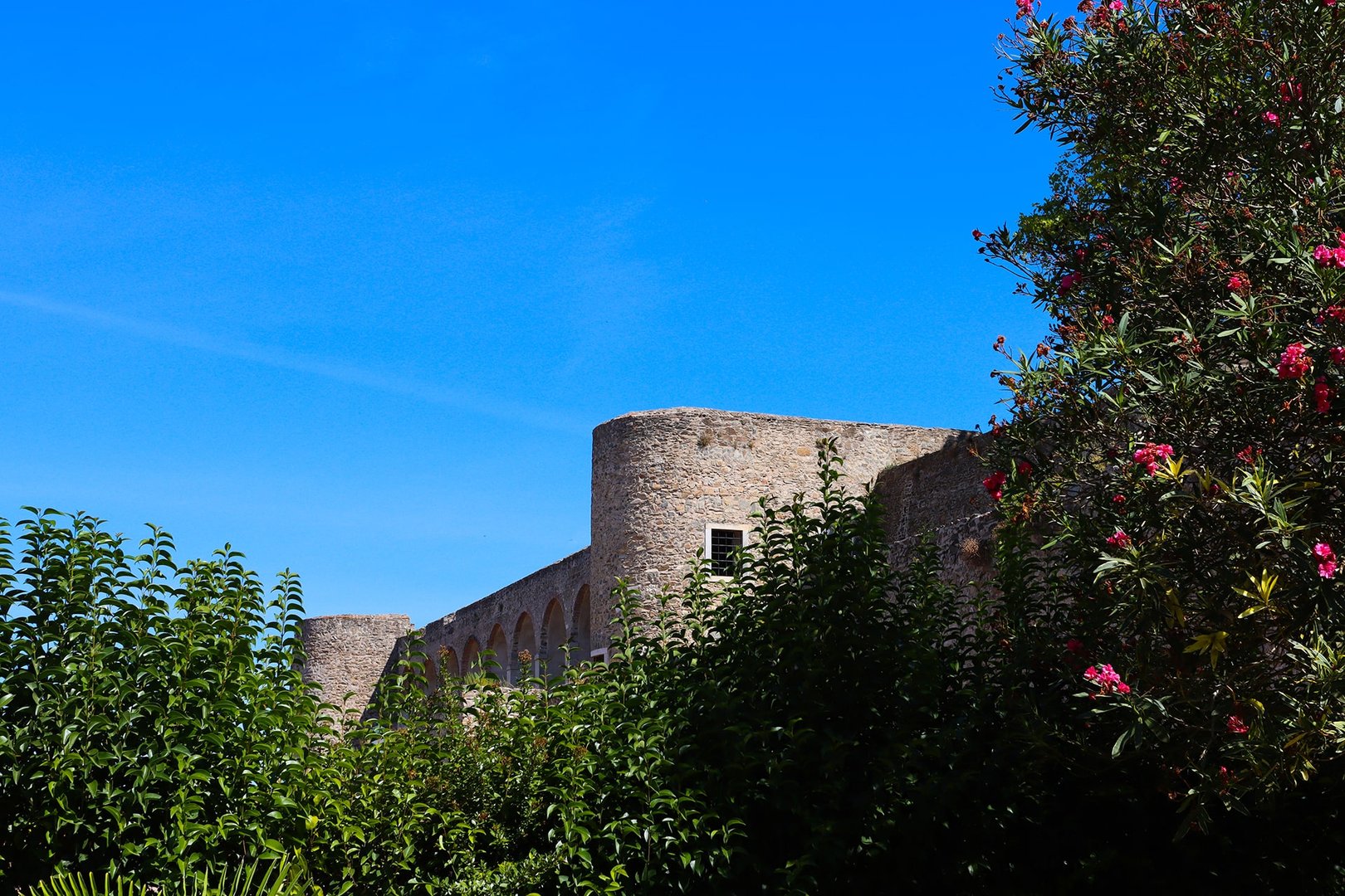 Torreones y cañones del castillo-fortaleza de Abrantes