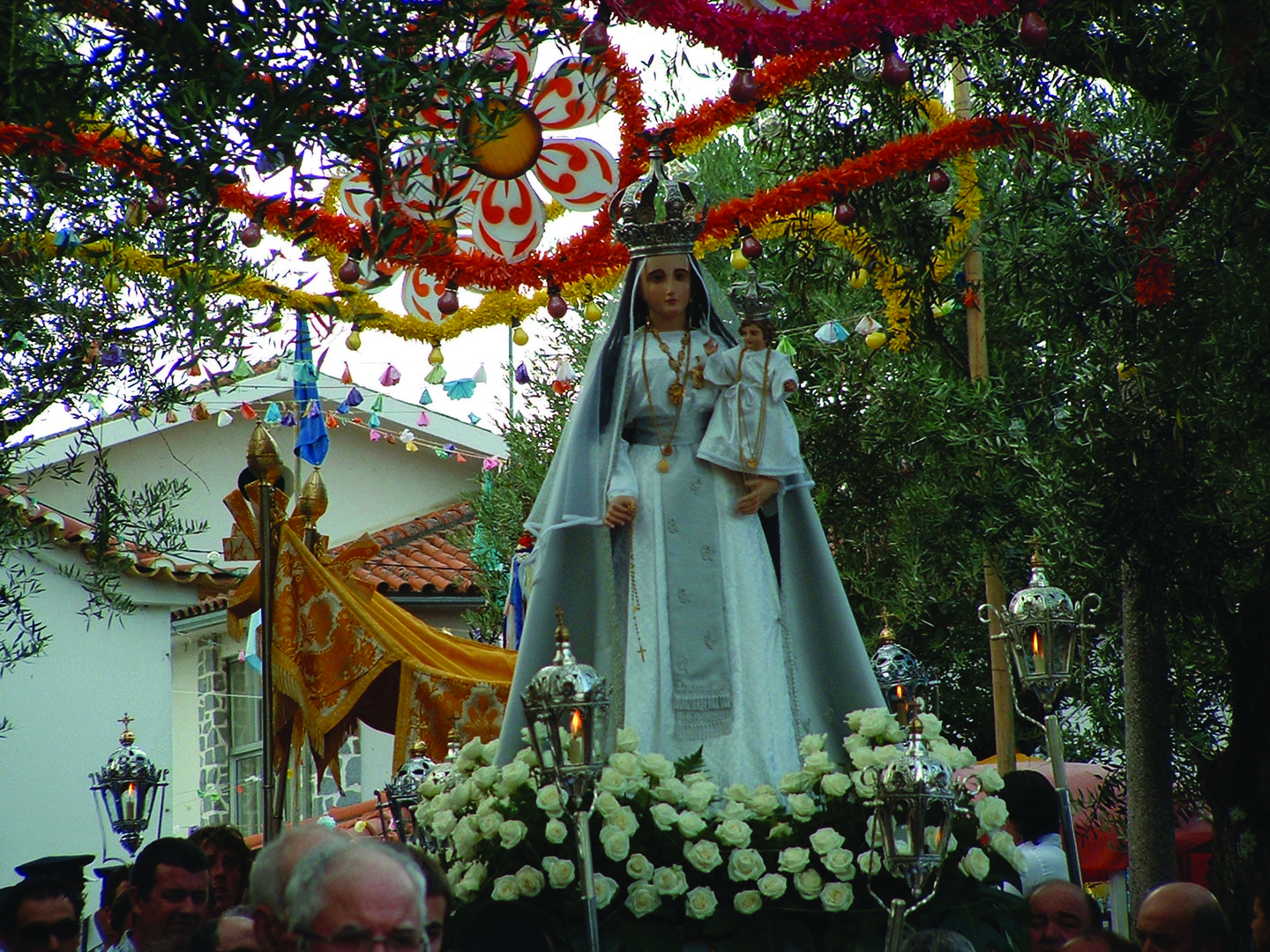 Procesión de Nuestra Señora de los Remedios (15 de agosto)