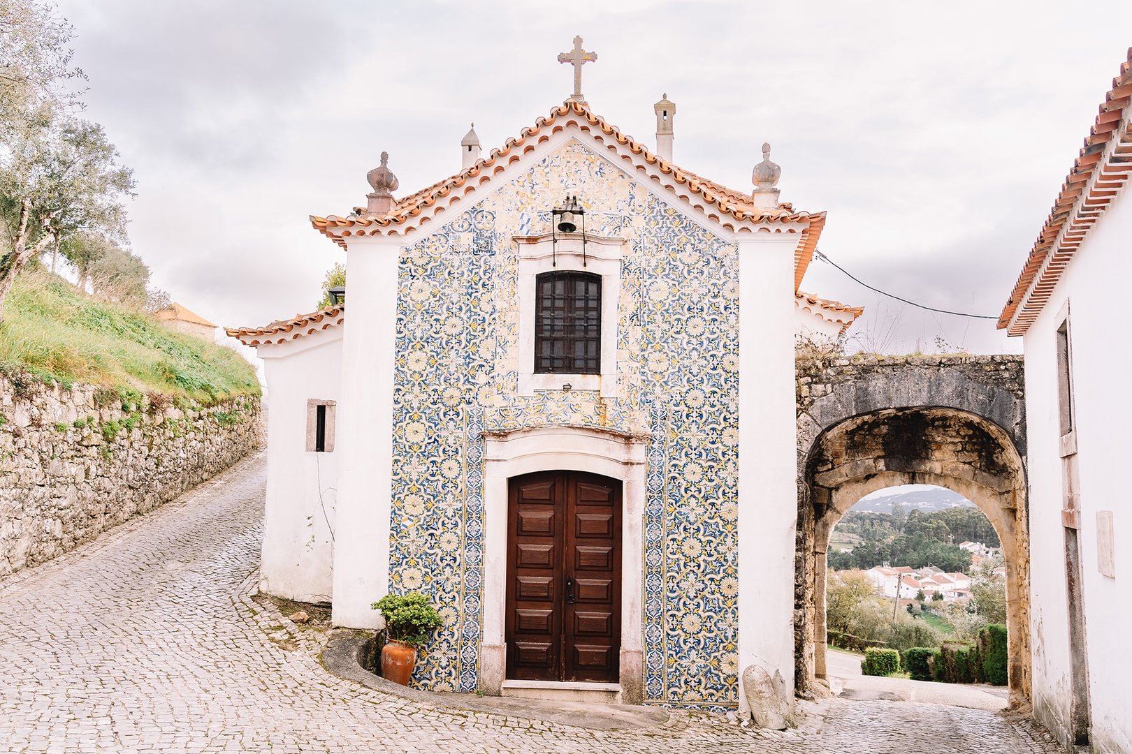 Chapel of Our Lady of Conception and Door of Santarém